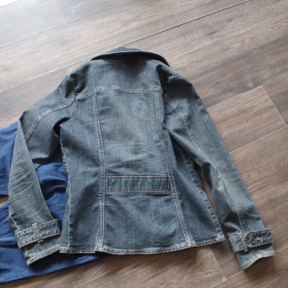 Ladies Jean Jacket By ConTrast - Picture 5 of 7